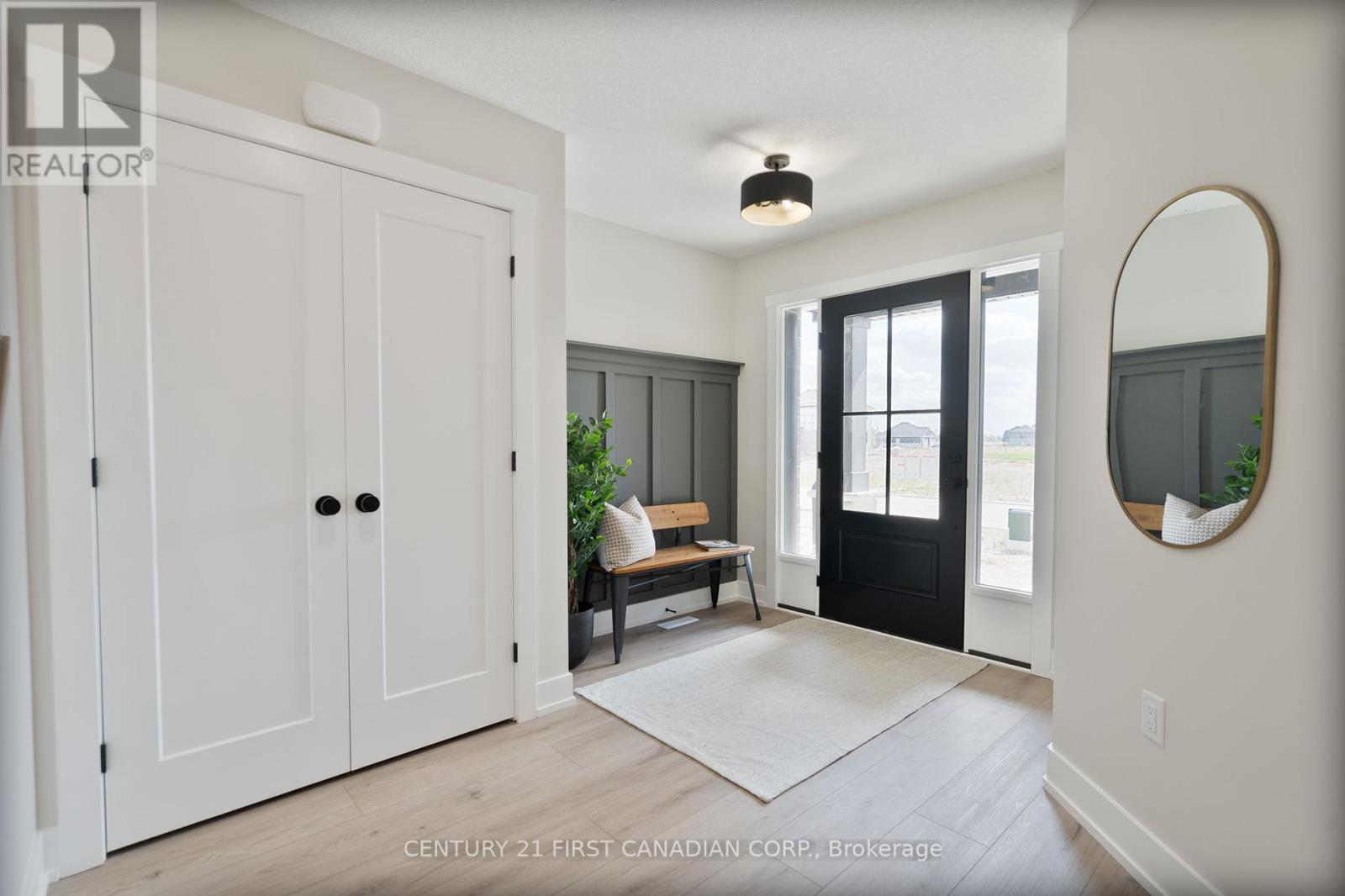 38 Postma Crescent, North Middlesex, Ontario  N0M 1A0 - Photo 4 - X12413555