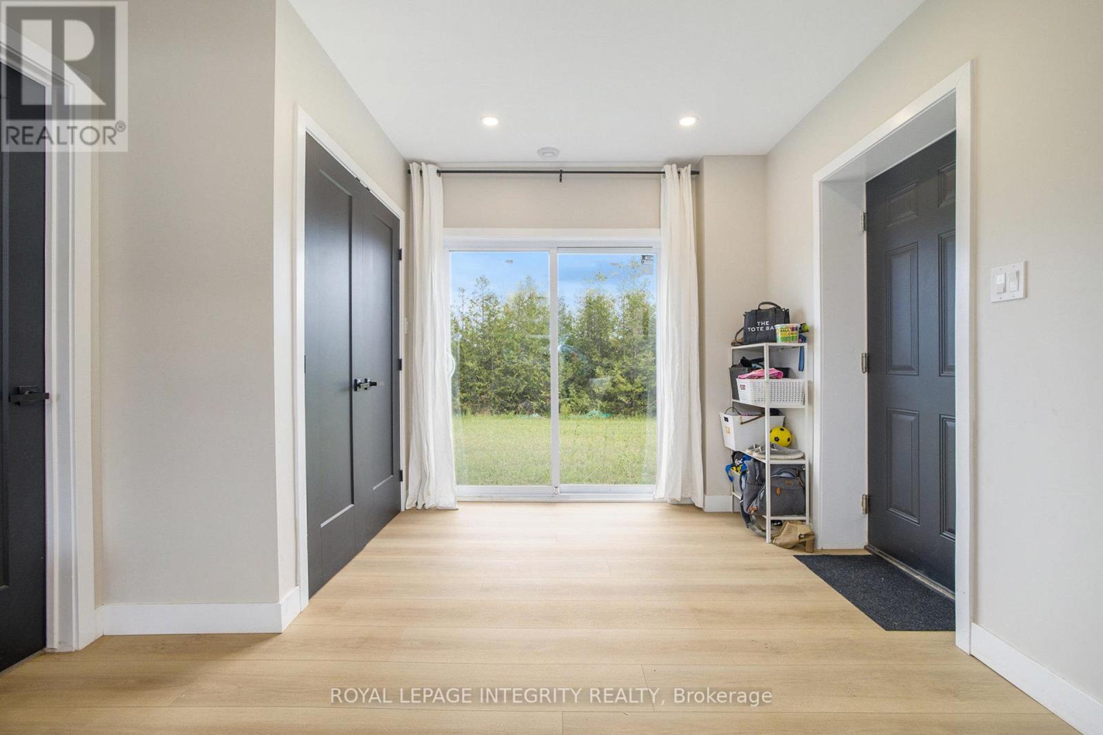 915 Code Drive, Montague, Ontario  K7A 4S6 - Photo 27 - X12413489
