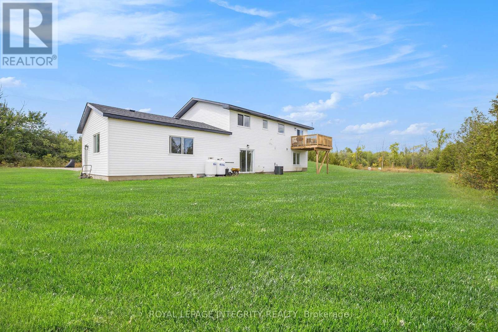 915 Code Drive, Montague, Ontario  K7A 4S6 - Photo 30 - X12413489