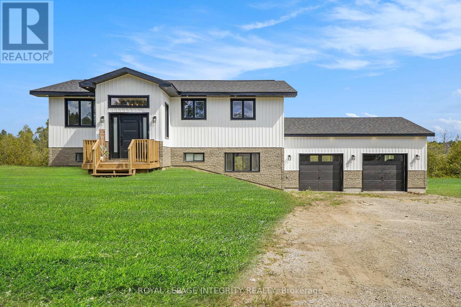 915 Code Drive, Montague, Ontario  K7A 4S6 - Photo 32 - X12413489