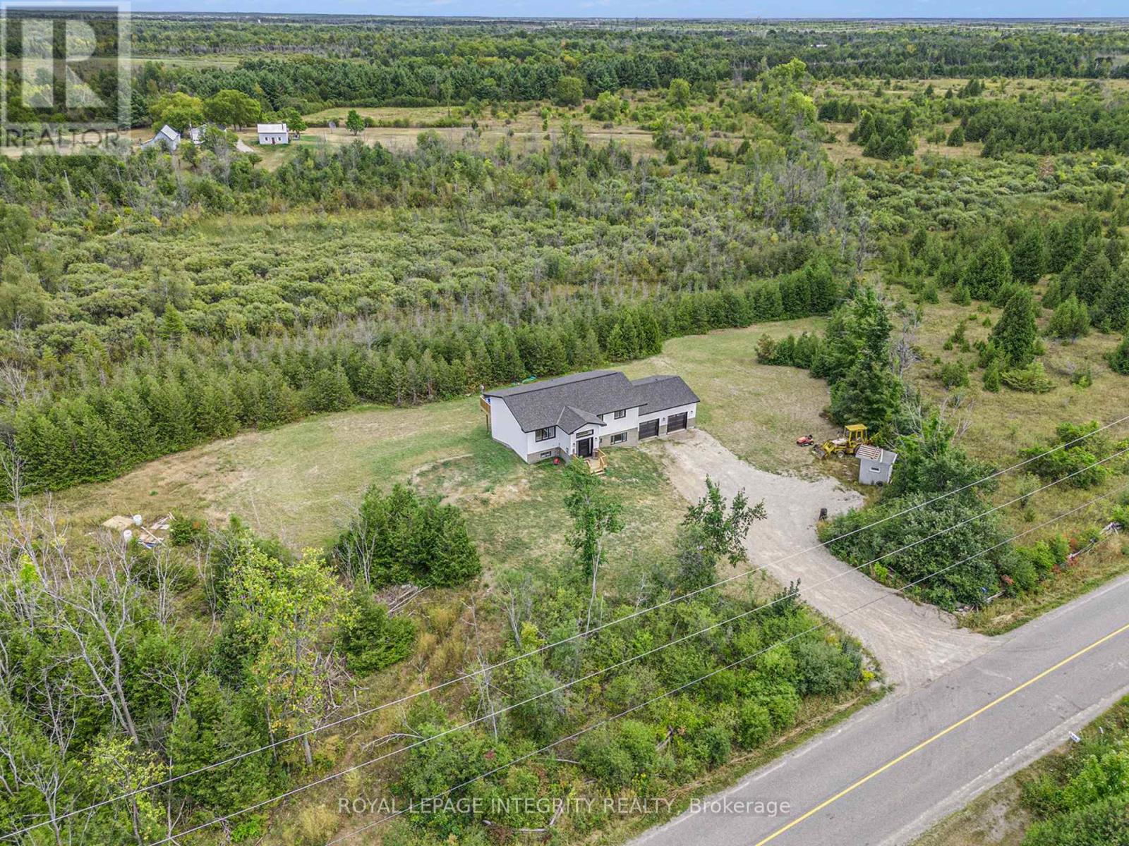 915 Code Drive, Montague, Ontario  K7A 4S6 - Photo 35 - X12413489