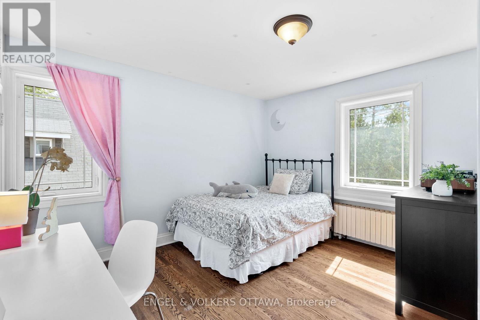 14 Cameron Avenue, Ottawa, Ontario  K1S 0W7 - Photo 27 - X12413495