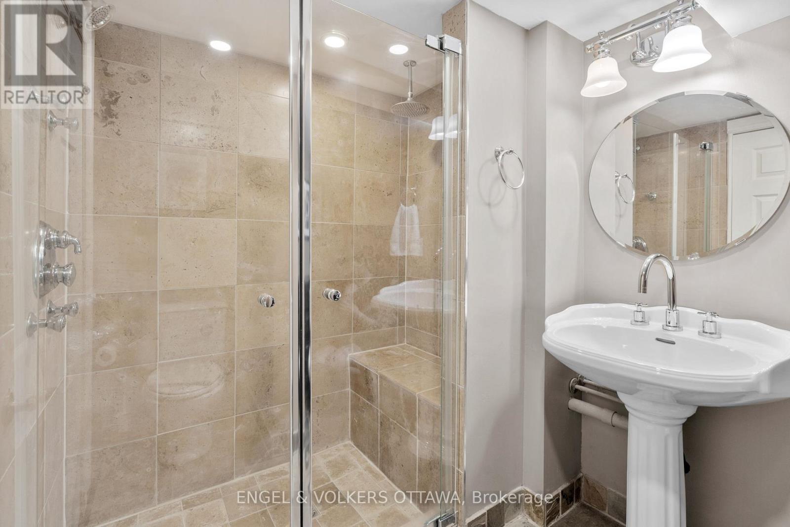 14 Cameron Avenue, Ottawa, Ontario  K1S 0W7 - Photo 36 - X12413495