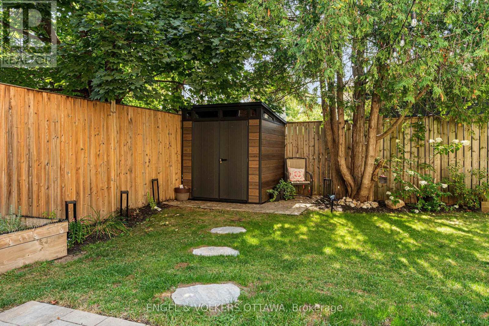 14 Cameron Avenue, Ottawa, Ontario  K1S 0W7 - Photo 39 - X12413495