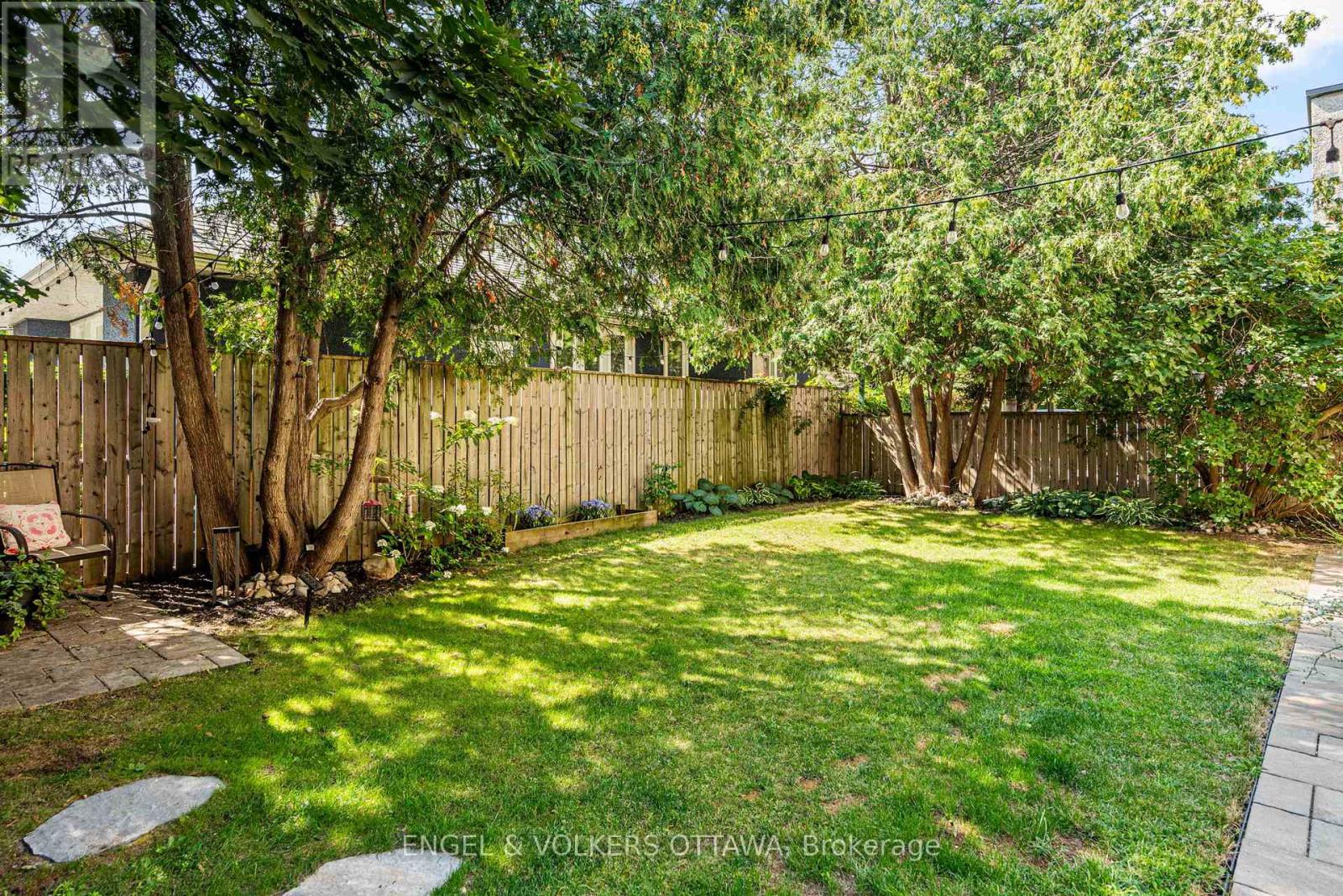 14 Cameron Avenue, Ottawa, Ontario  K1S 0W7 - Photo 40 - X12413495