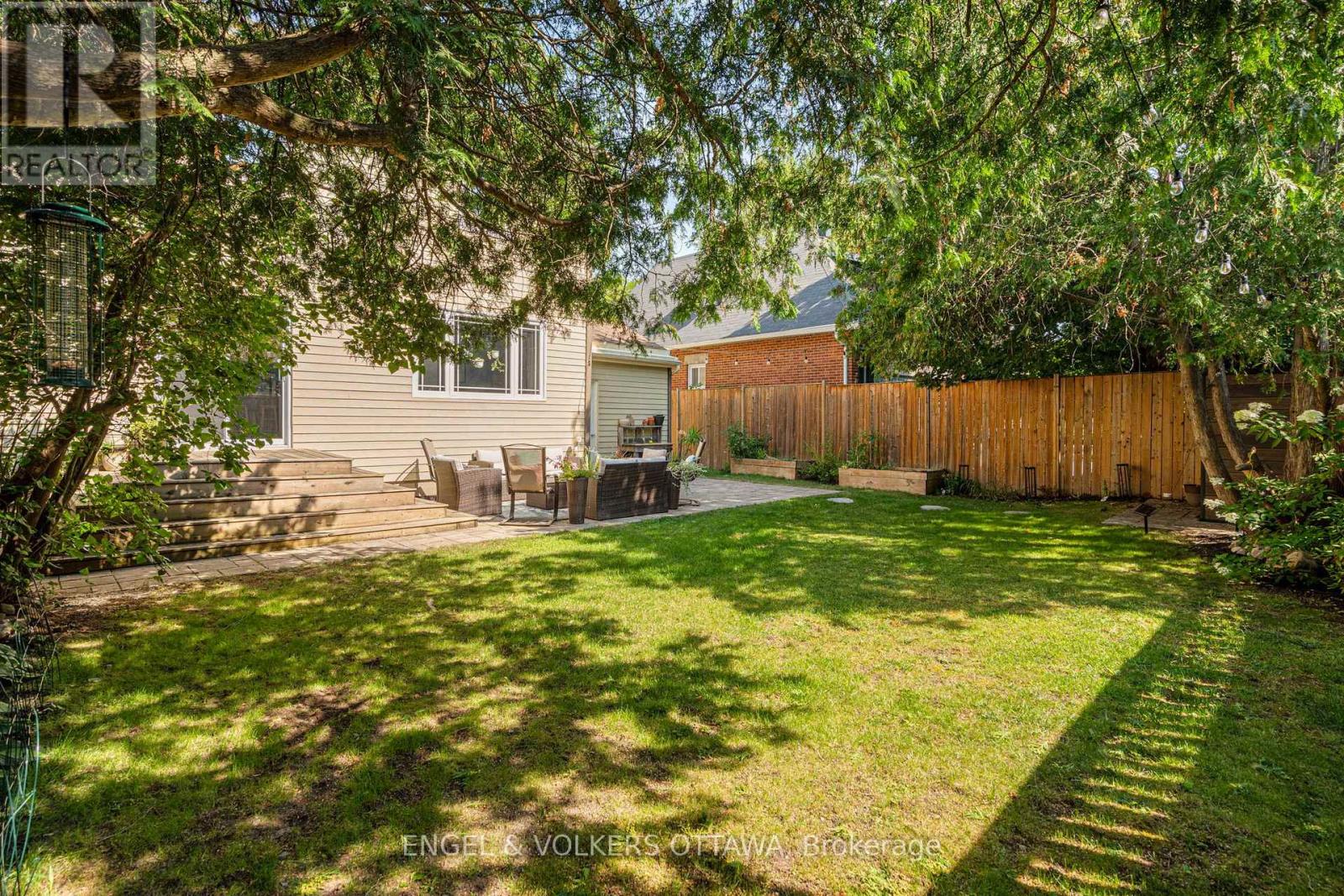 14 Cameron Avenue, Ottawa, Ontario  K1S 0W7 - Photo 41 - X12413495