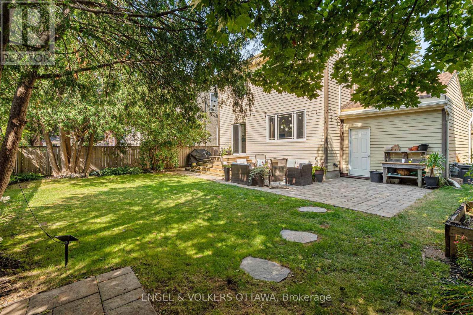 14 Cameron Avenue, Ottawa, Ontario  K1S 0W7 - Photo 42 - X12413495