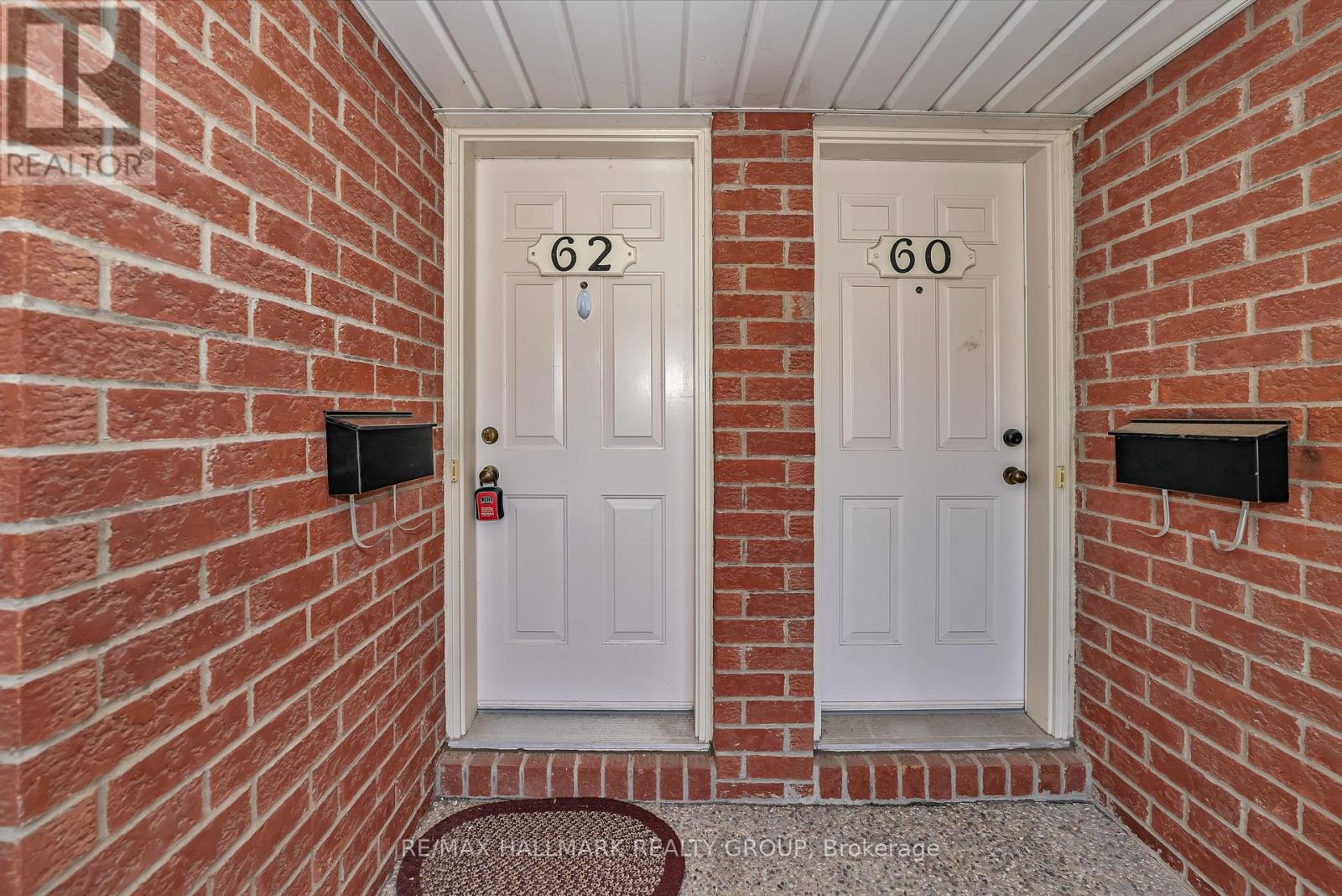 62 Lakepointe Drive, Ottawa, Ontario  K4A 5E5 - Photo 2 - X12413557