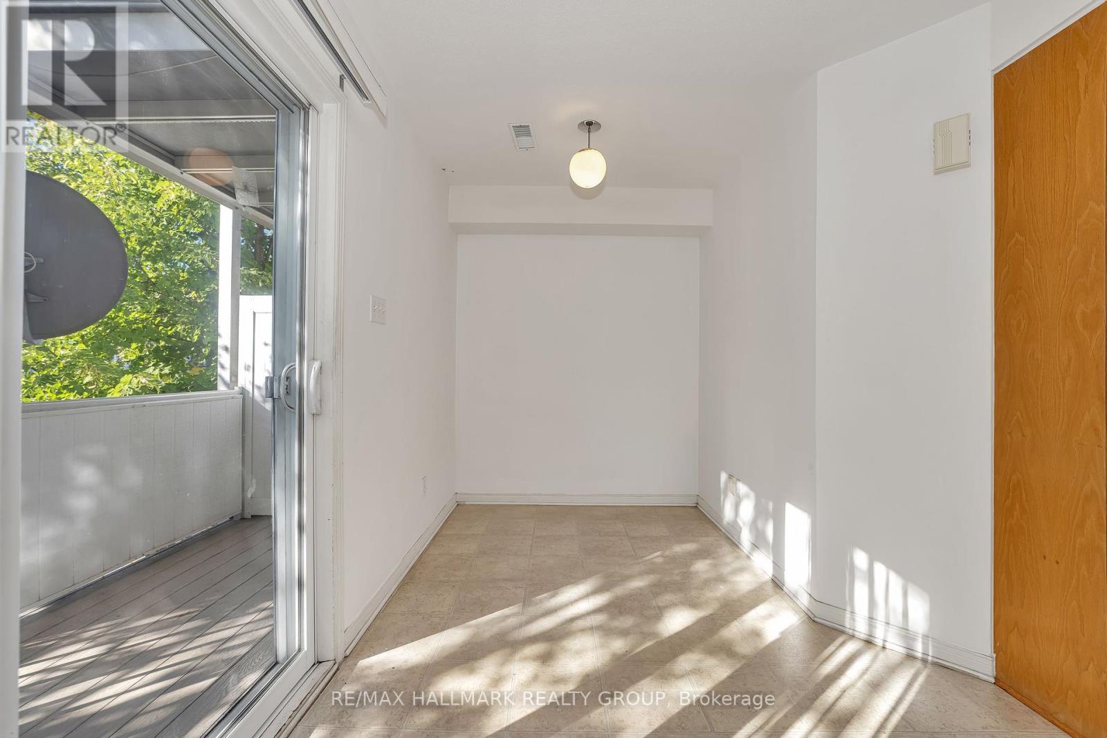 62 Lakepointe Drive, Ottawa, Ontario  K4A 5E5 - Photo 7 - X12413557