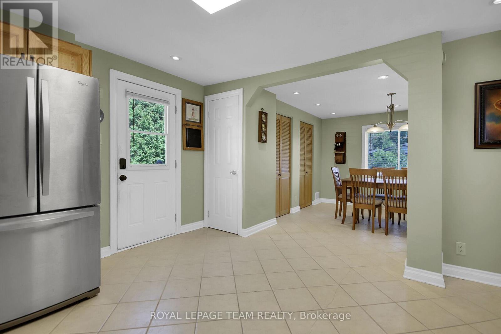 5745 Fourth Line Road, Ottawa, Ontario  K0A 2T0 - Photo 9 - X12413604