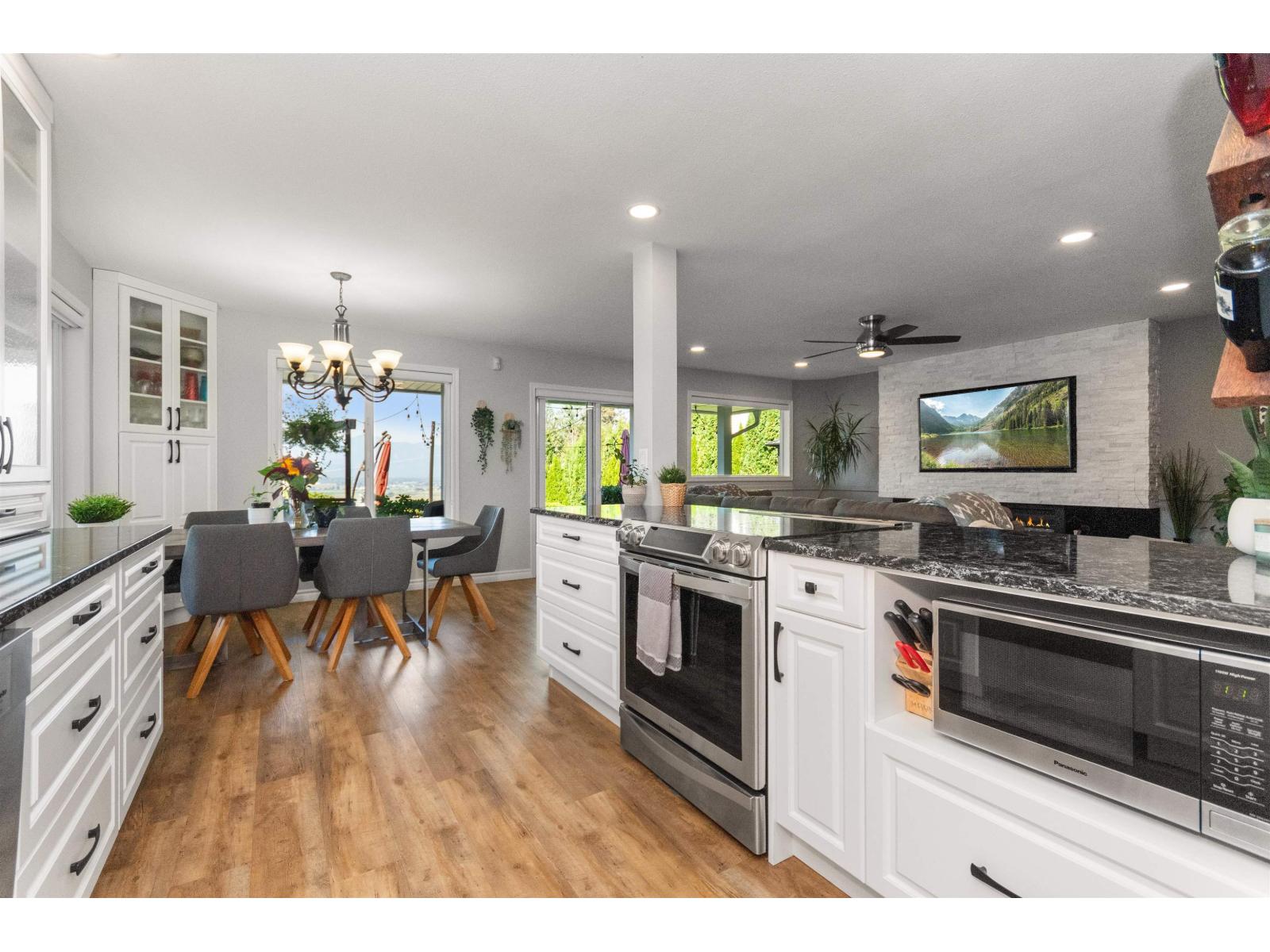 7329 Marble Hill Road, Eastern Hillsides, Chilliwack, British Columbia  V4Z 1J5 - Photo 5 - R3049519