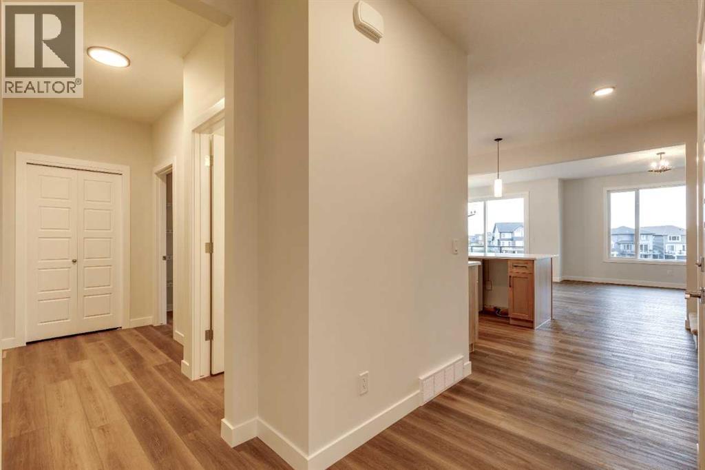 199 Sora Terrace Se, Calgary, Alberta  T3S 0M1 - Photo 3 - A2254416