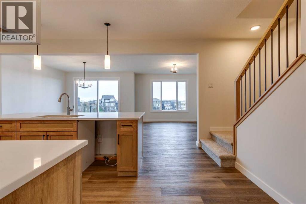 199 Sora Terrace Se, Calgary, Alberta  T3S 0M1 - Photo 4 - A2254416