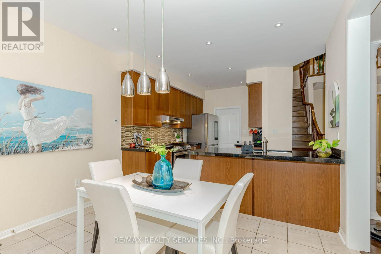 3906 Rosanna Drive, Mississauga, Ontario  L5M 7Y2 - Photo 20 - W12413399