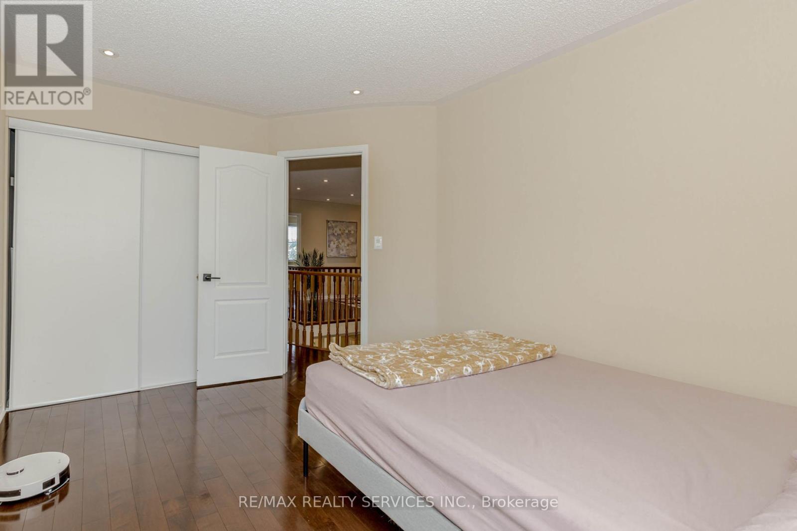 3906 Rosanna Drive, Mississauga, Ontario  L5M 7Y2 - Photo 36 - W12413399