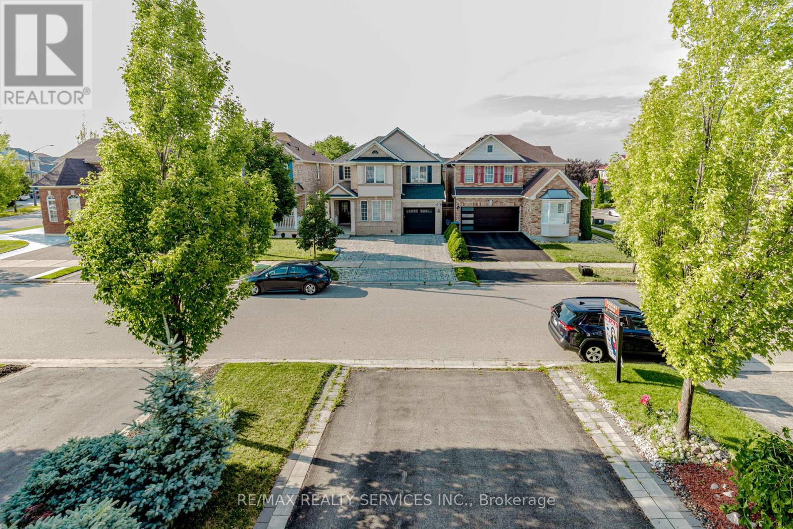 3906 Rosanna Drive, Mississauga, Ontario  L5M 7Y2 - Photo 41 - W12413399