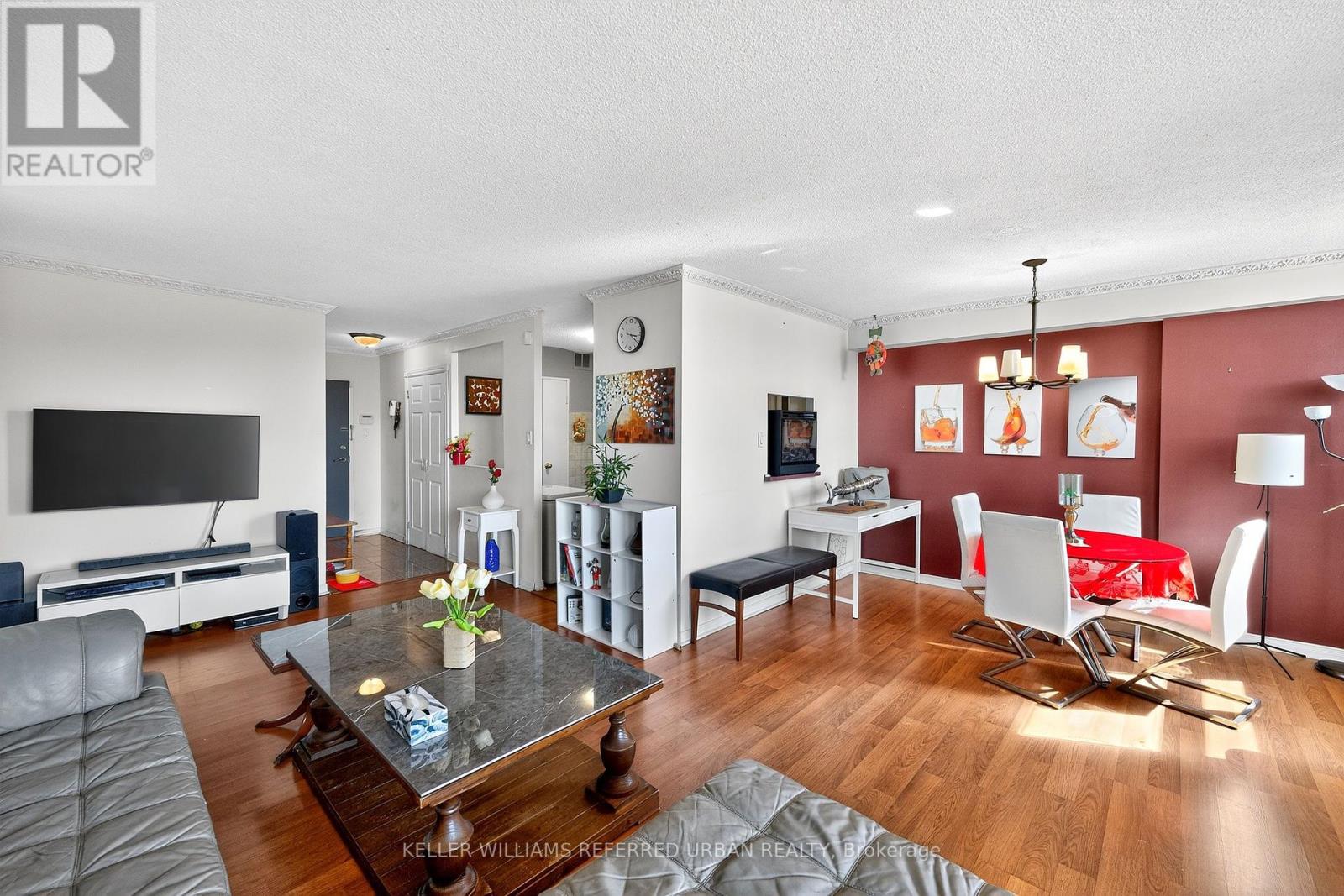 401 - 1881 Jane Street, Toronto, Ontario  M9N 3S7 - Photo 12 - W12413421