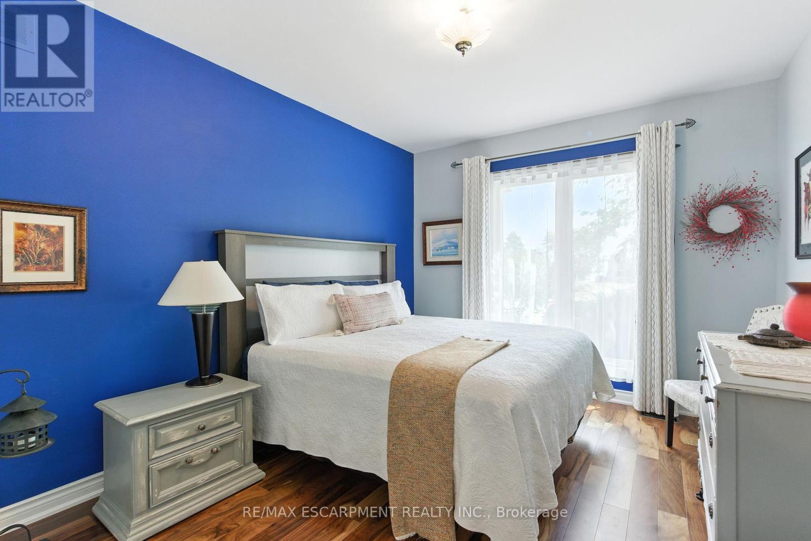 10 Featherstone Avenue, Haldimand, Ontario  N0A 1P0 - Photo 29 - X12413452