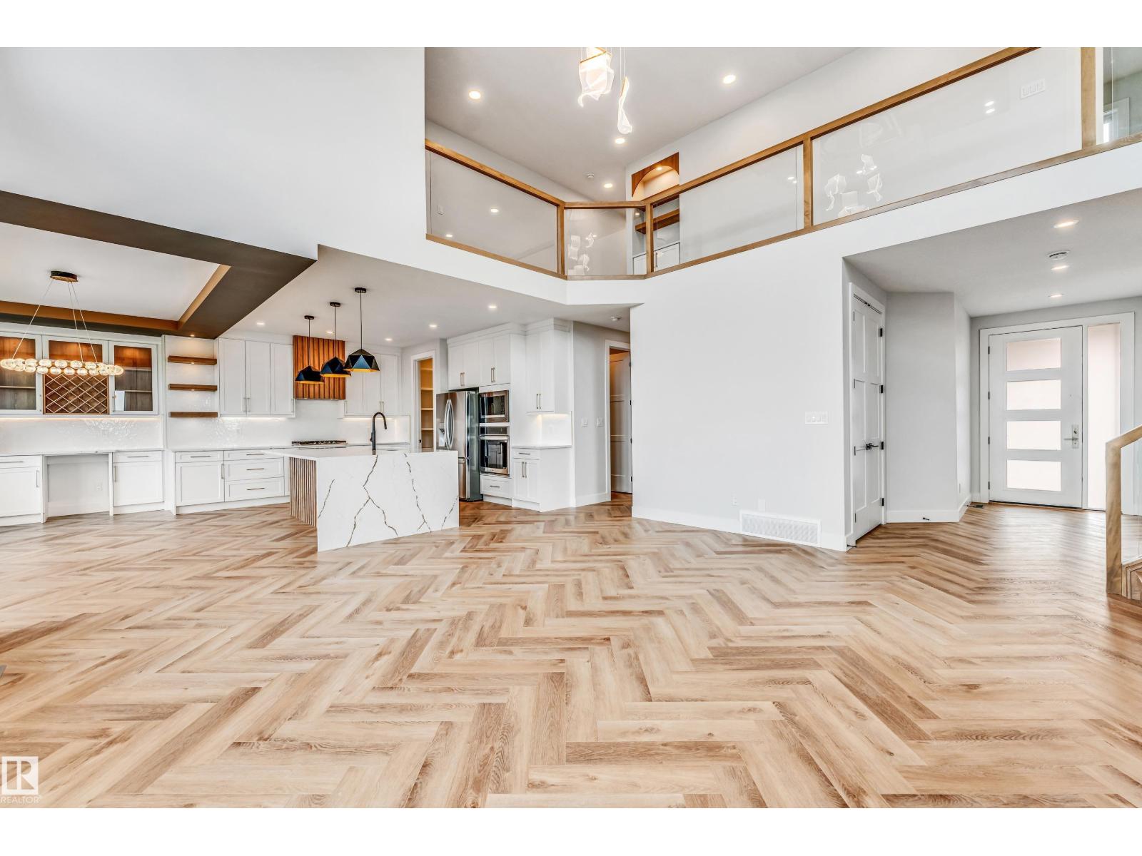 Property at 29 DARBY CR image 3