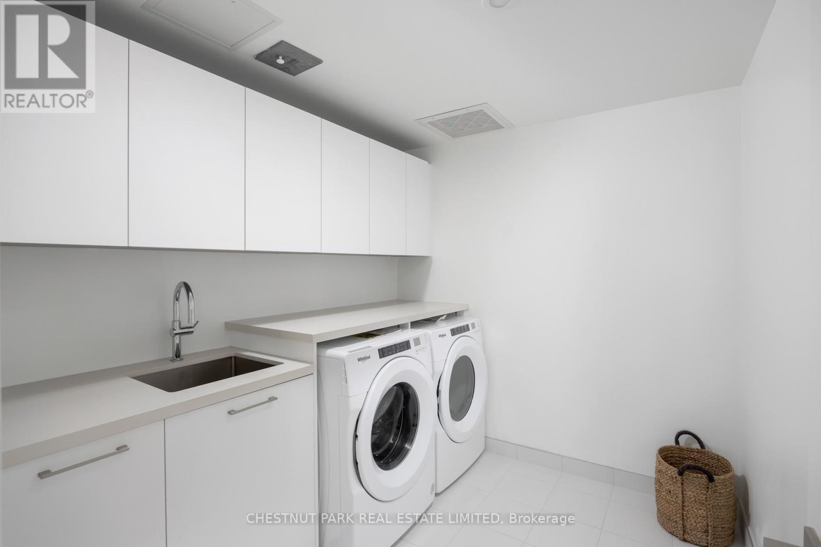 1702 - 33 Frederick Todd Way, Toronto, Ontario  M4G 0C9 - Photo 45 - C12413610
