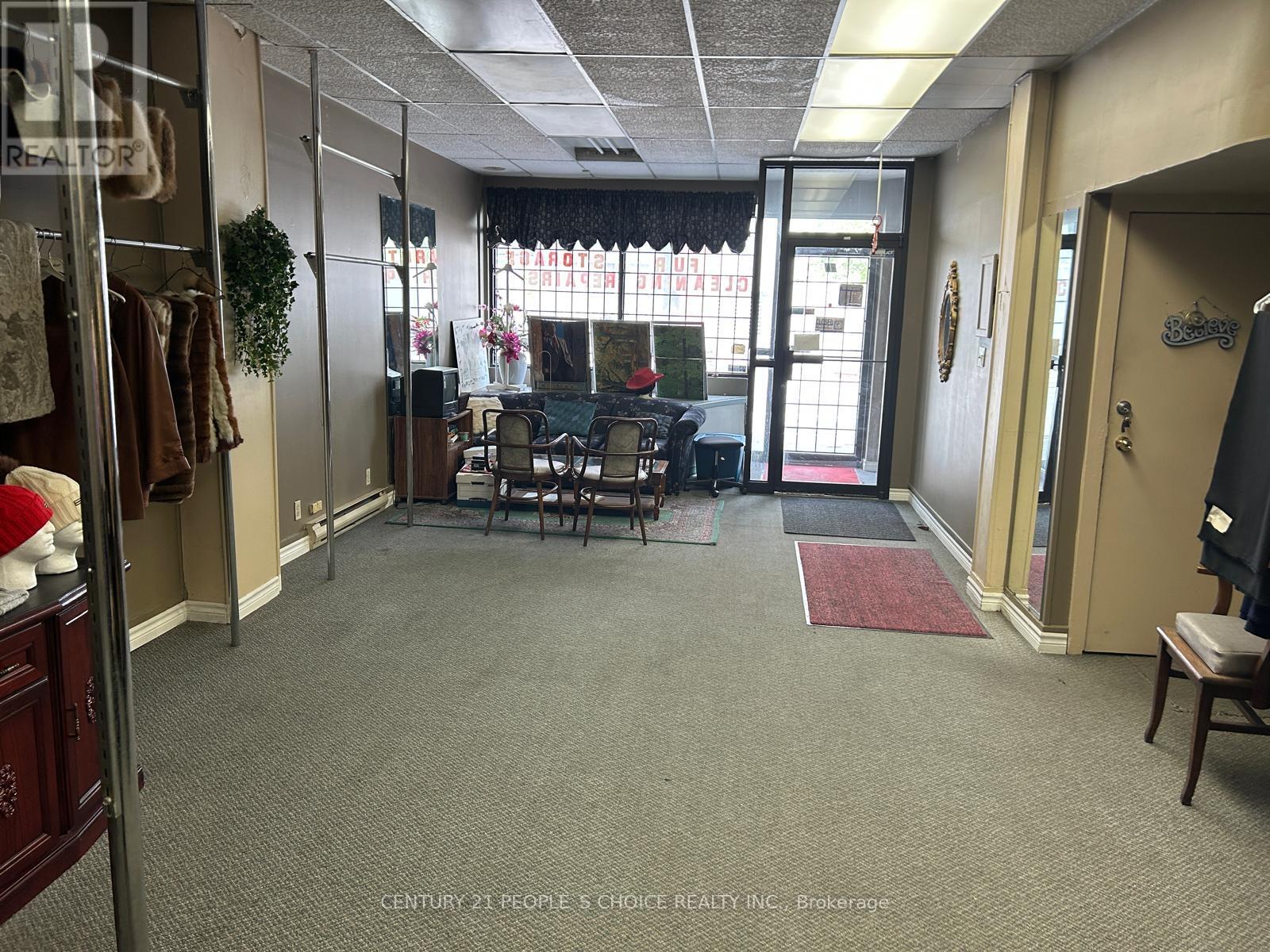 78 Simcoe Street N, Oshawa, Ontario  L1G 4S2 - Photo 4 - E12413552