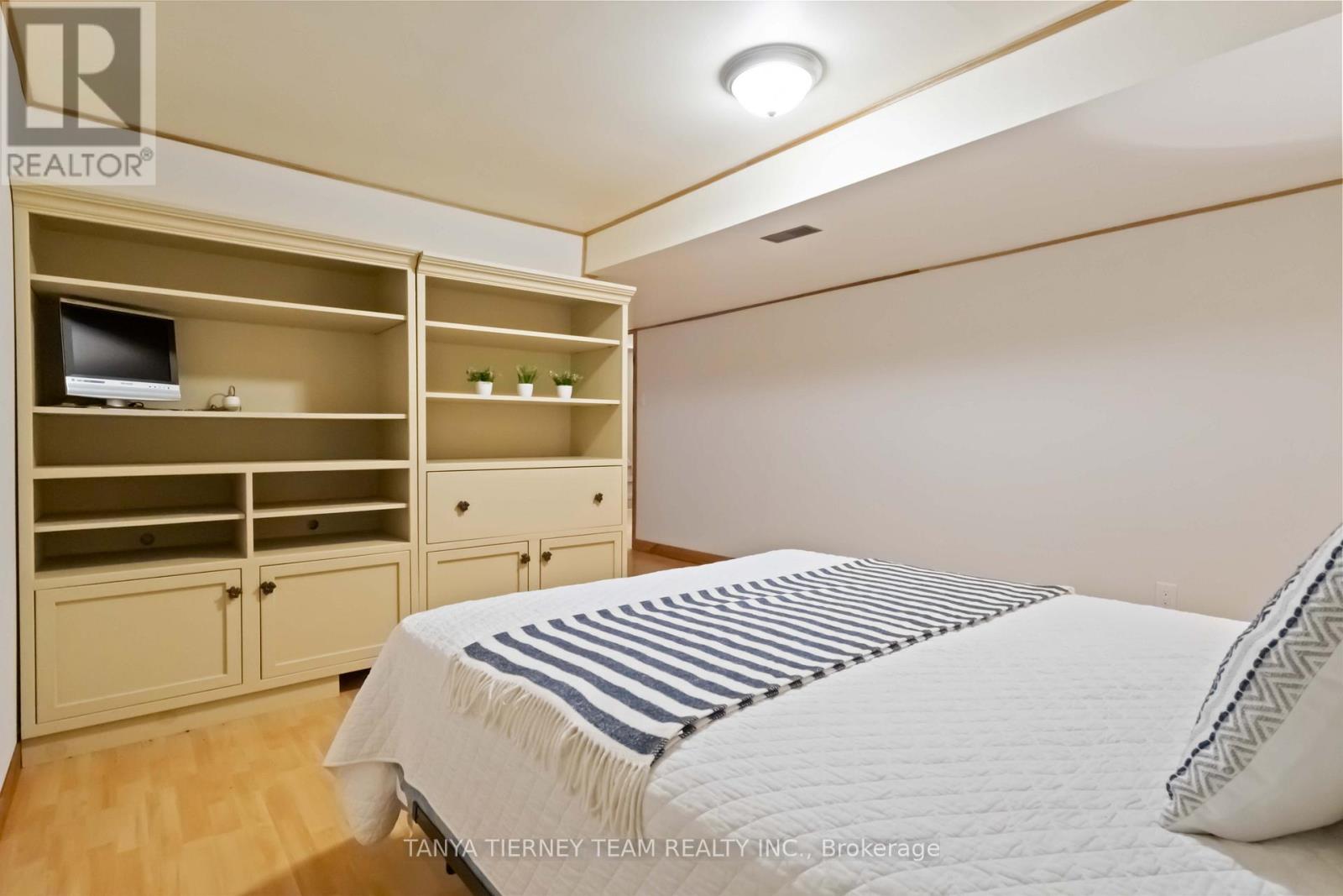 57 Ward Street, Whitby, Ontario  L1M 1G9 - Photo 36 - E12413576