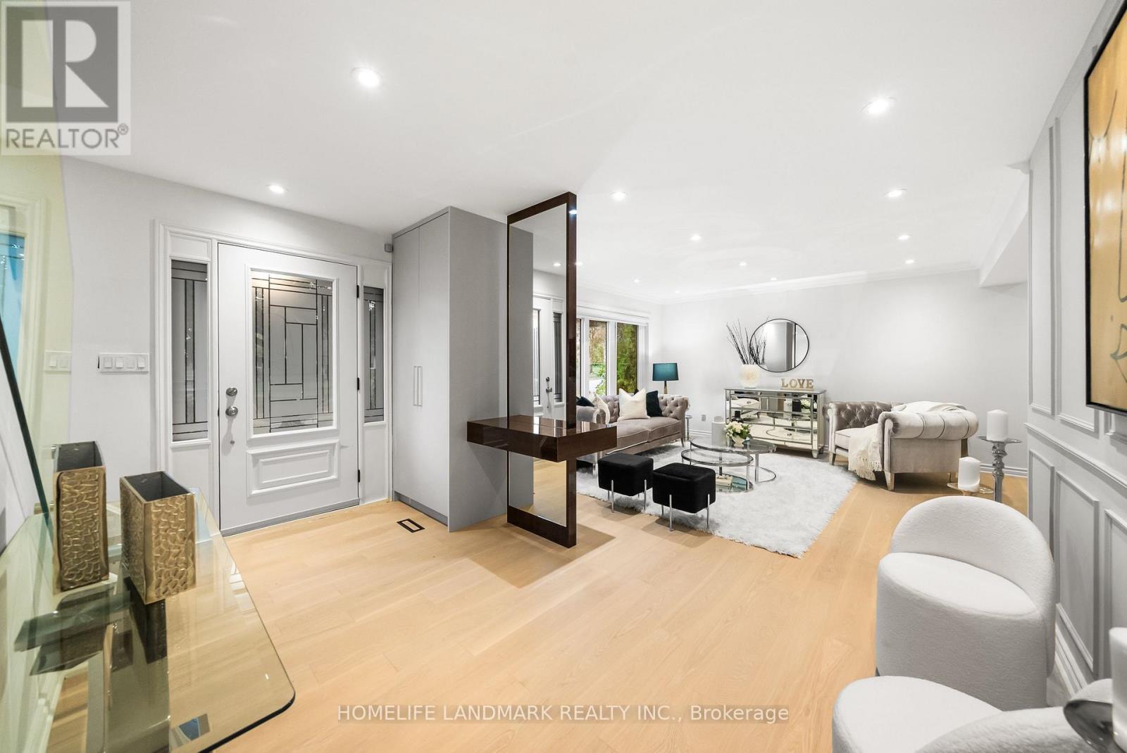 11 Jondan Crescent, Markham, Ontario  L3T 3Z4 - Photo 4 - N12411142