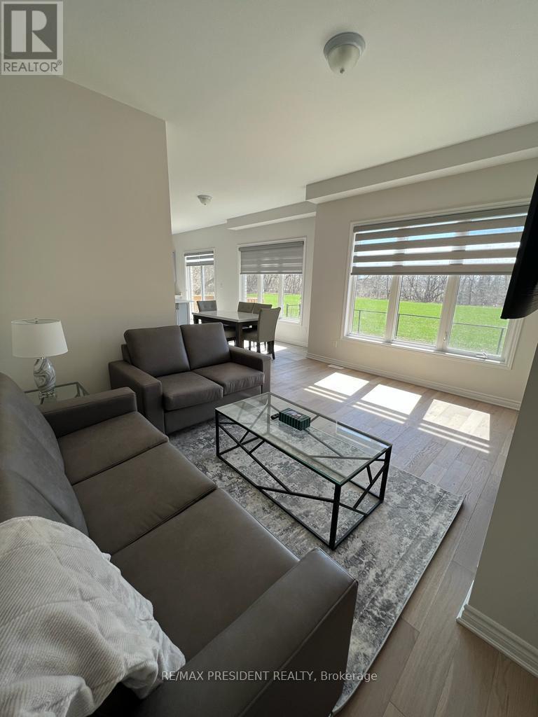 124 Kirby Avenue, Collingwood, Ontario  L9Y 4C5 - Photo 7 - S12413473