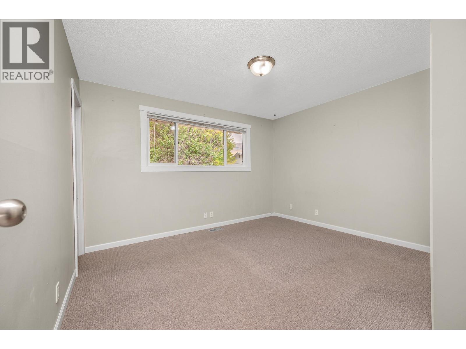 6639 Topaz Road, Vernon, British Columbia  V1H 1N8 - Photo 14 - 10362260