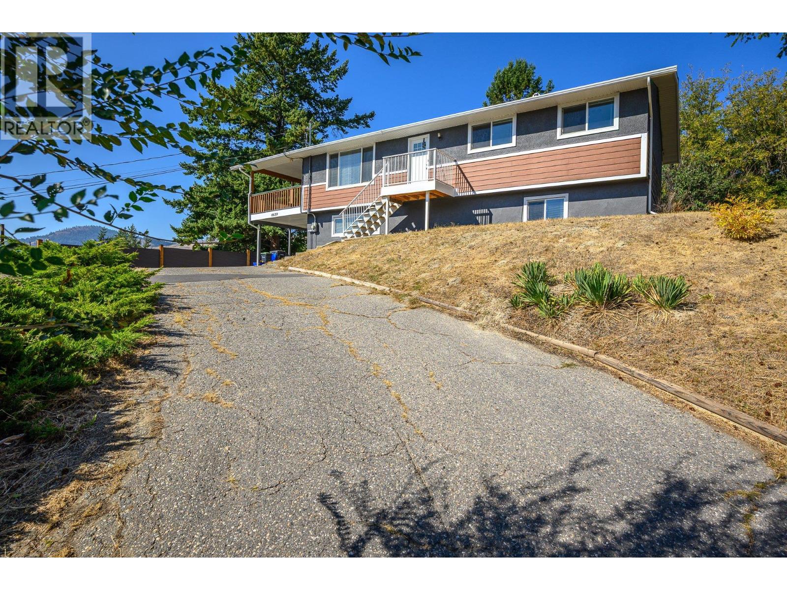 6639 Topaz Road, Vernon, British Columbia  V1H 1N8 - Photo 3 - 10362260