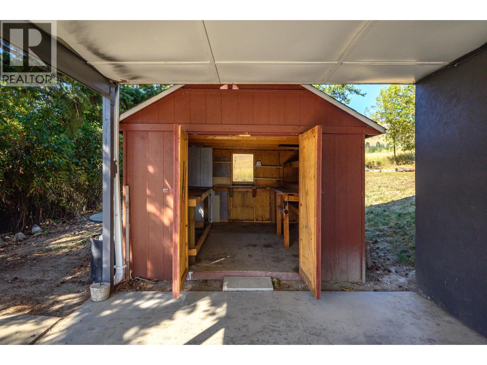 6639 Topaz Road, Vernon, British Columbia  V1H 1N8 - Photo 32 - 10362260