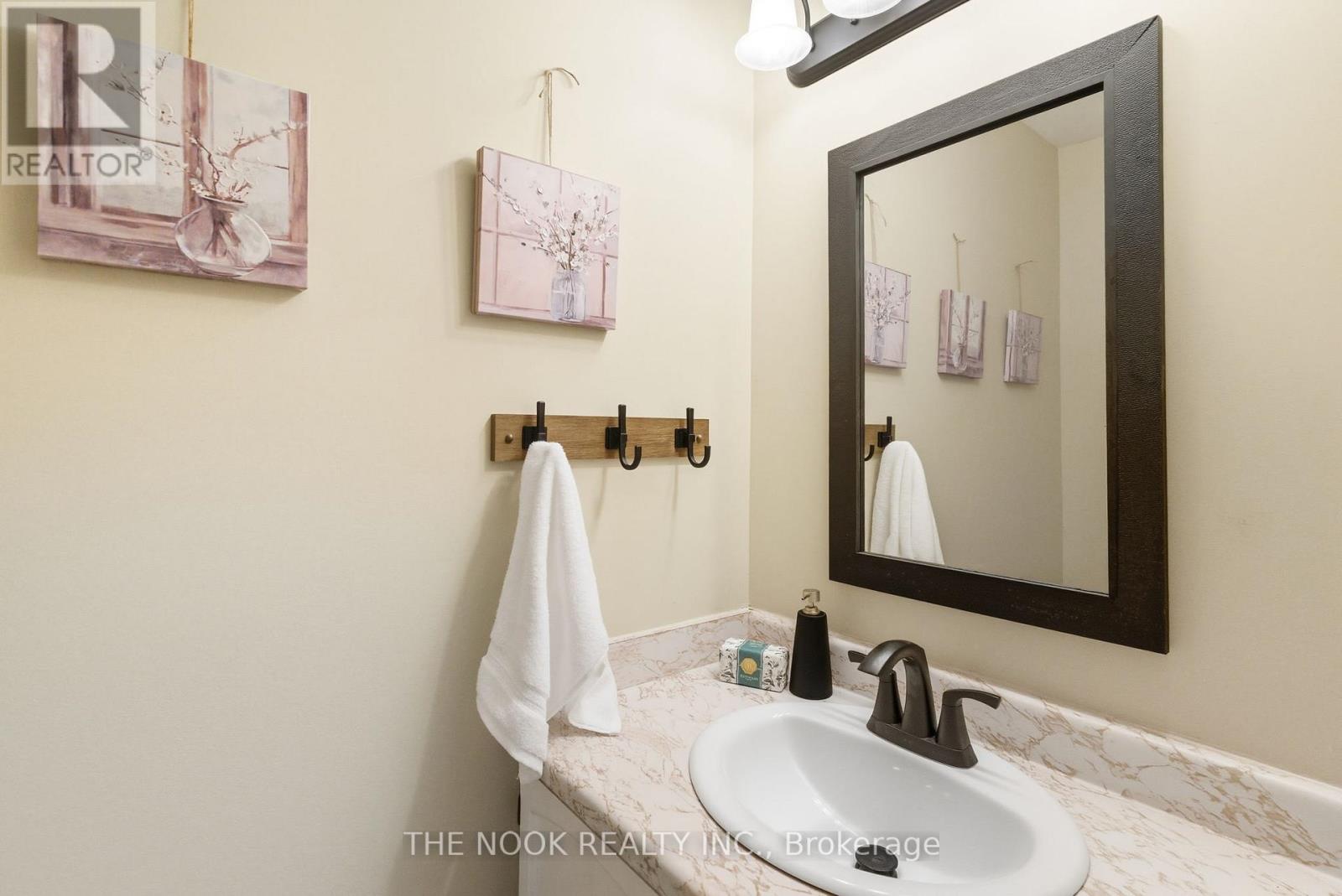 52 Rosalynne Avenue, Clarington, Ontario  L1C 3X8 - Photo 22 - E12413644