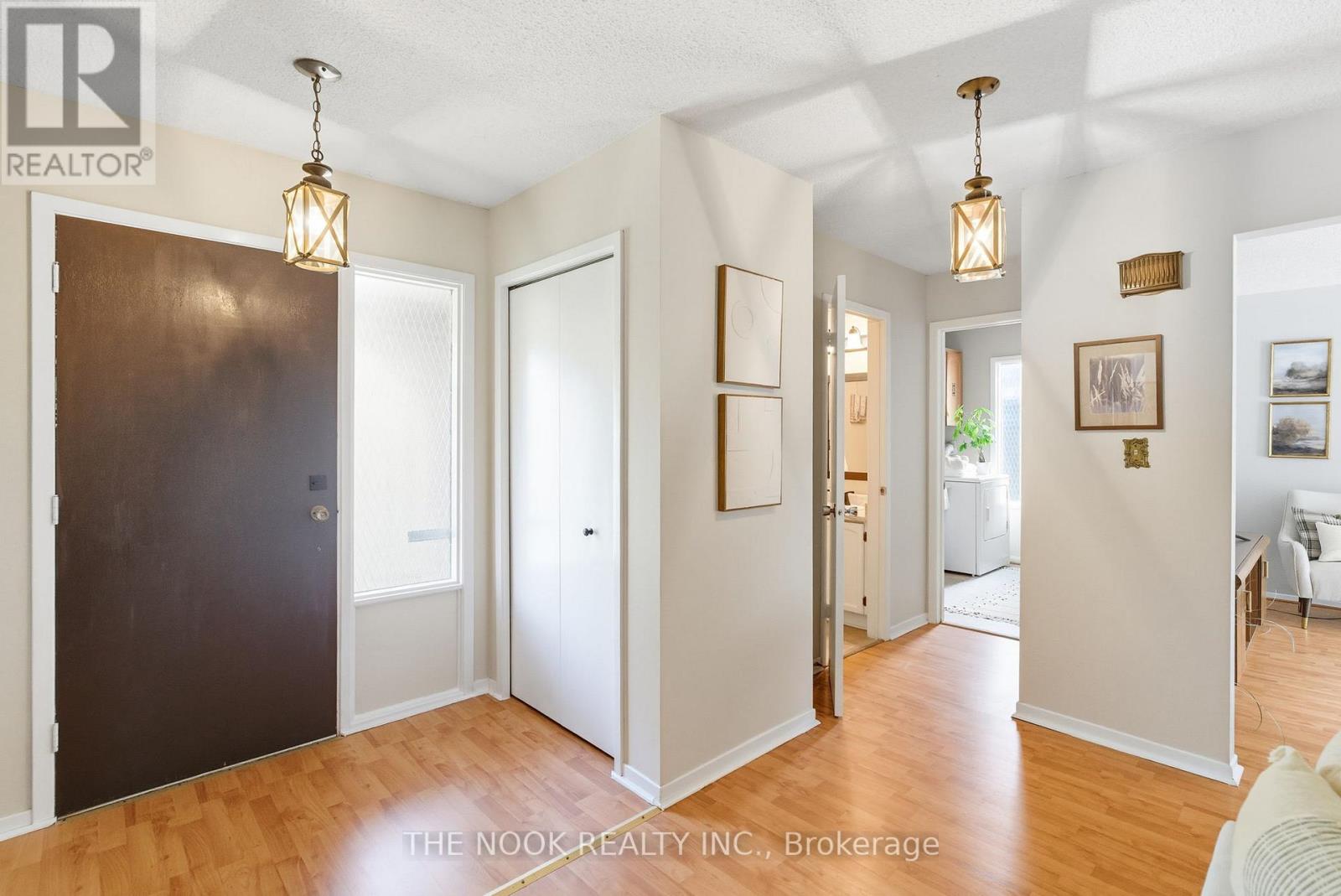 52 Rosalynne Avenue, Clarington, Ontario  L1C 3X8 - Photo 4 - E12413644