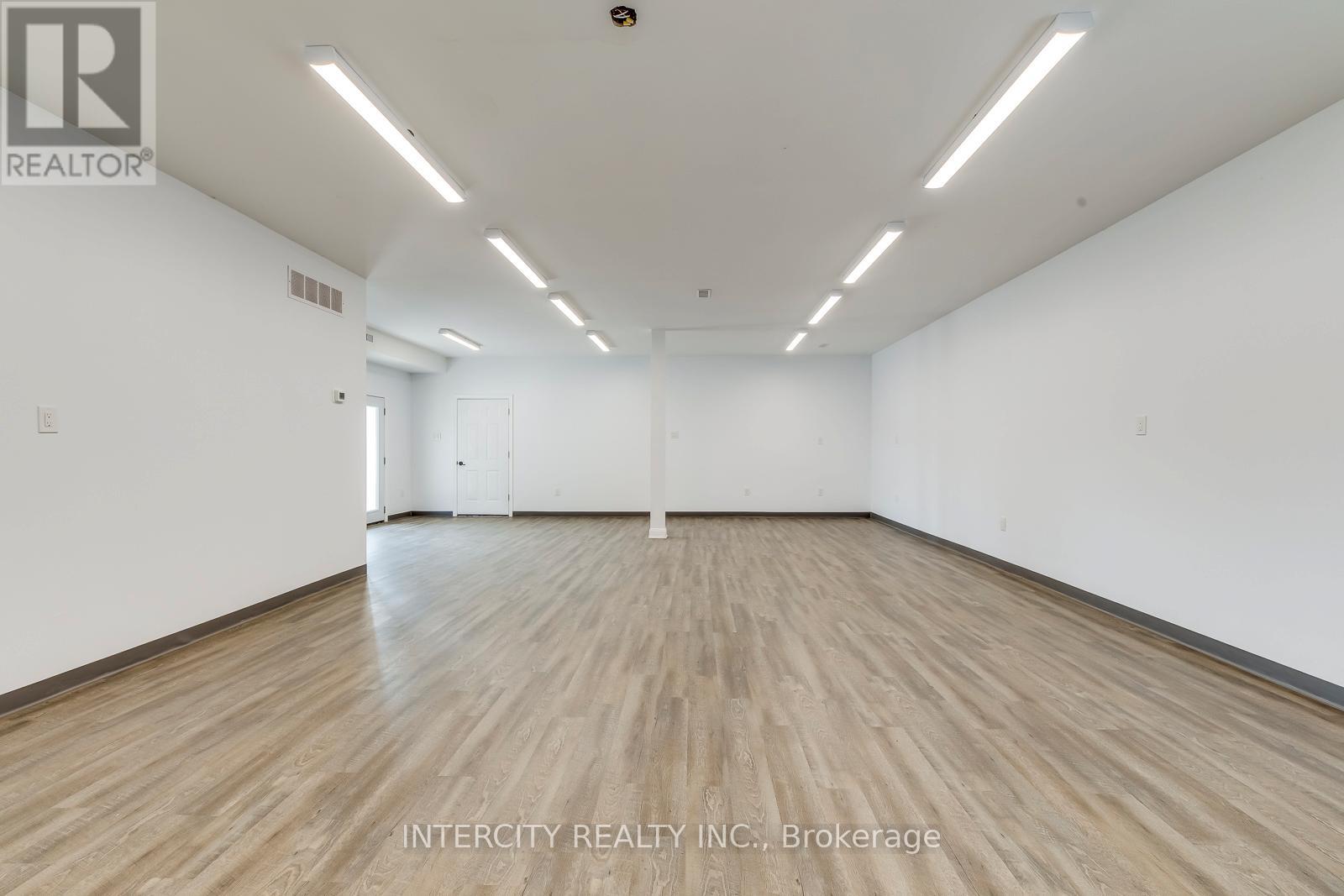 2764 Governors Road, Hamilton, Ontario  L0R 1T0 - Photo 49 - X12413063