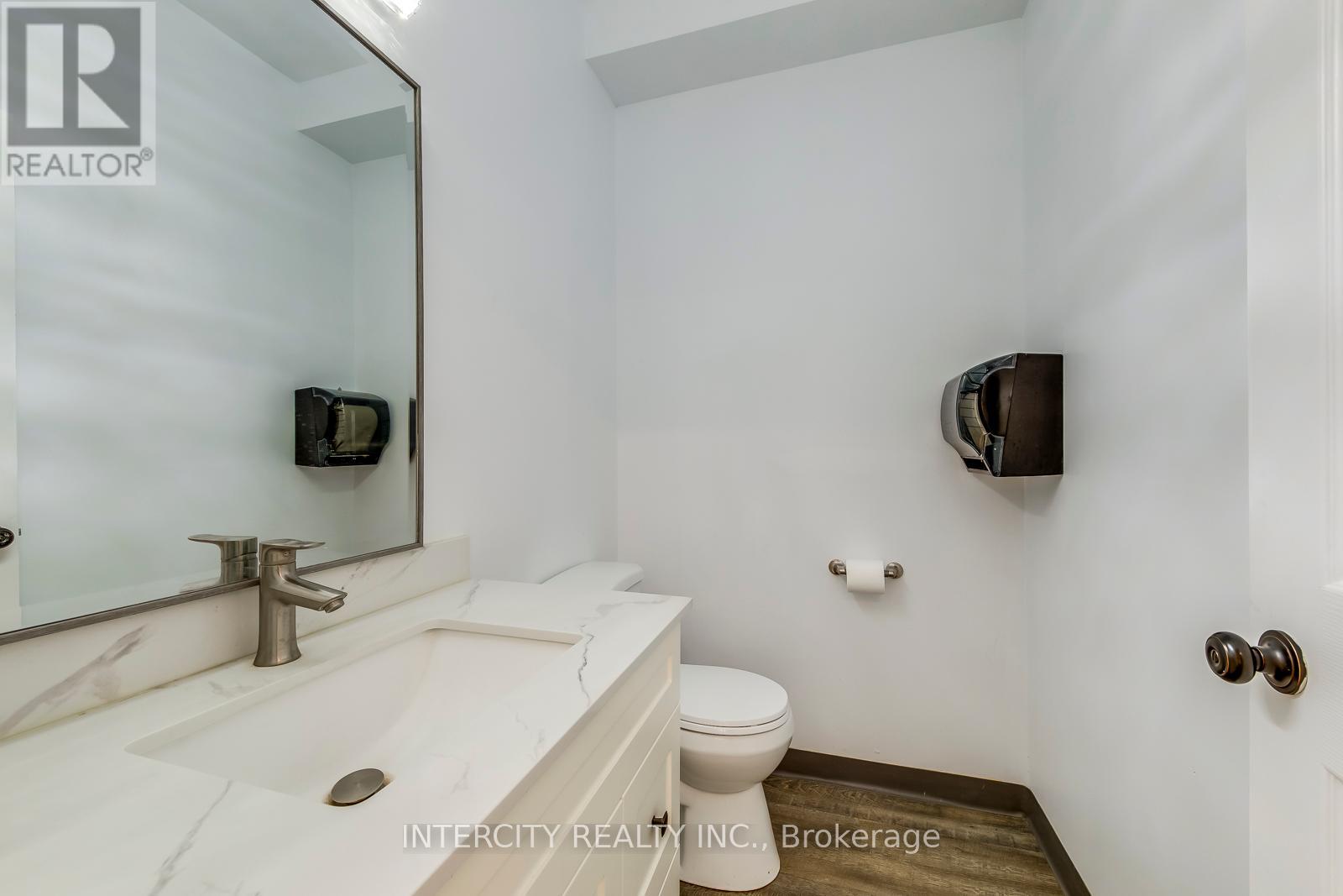 2764 Governors Road, Hamilton, Ontario  L0R 1T0 - Photo 50 - X12413063