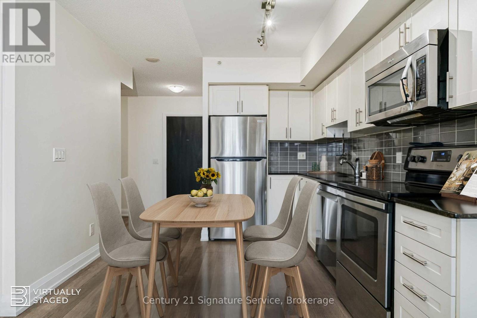 609 - 3520 Danforth Avenue, Toronto, Ontario  M1L 1E5 - Photo 2 - E12374695