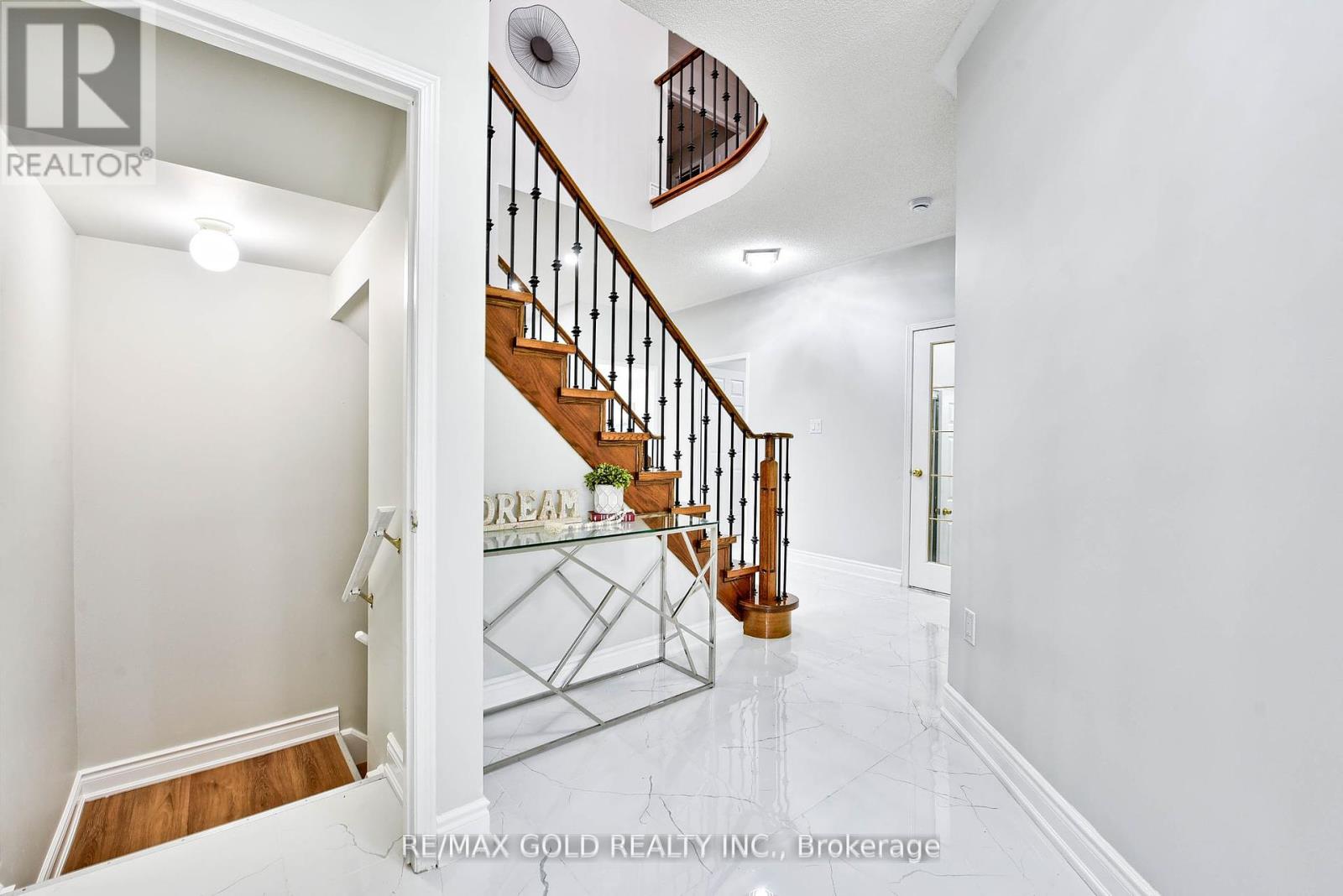 3716 Partition Road, Mississauga (Lisgar), Ontario  L5N 8P4 - Photo 3 - W12413479