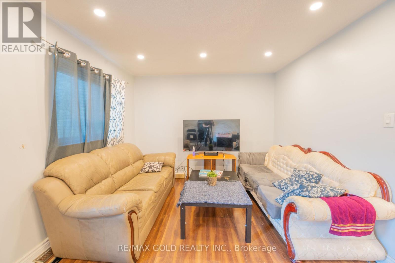 107 - 900 Central Park Drive, Brampton, Ontario  L6S 3J6 - Photo 15 - W12413499