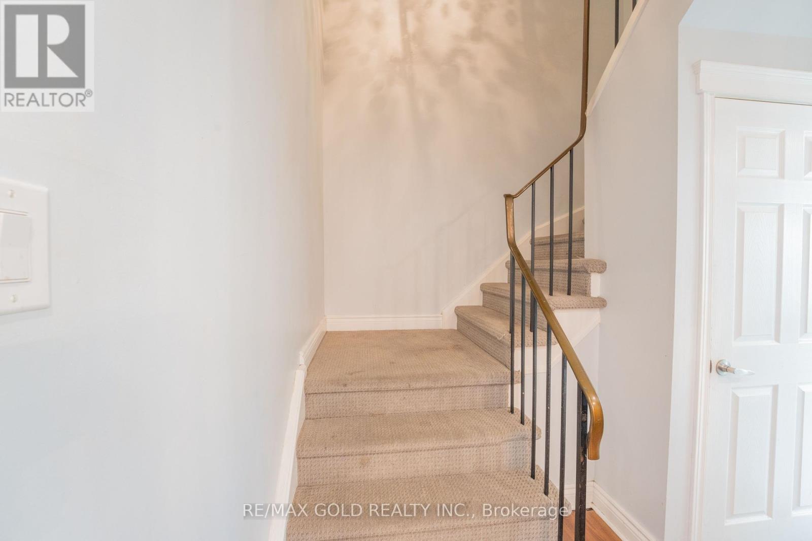 107 - 900 Central Park Drive, Brampton, Ontario  L6S 3J6 - Photo 18 - W12413499
