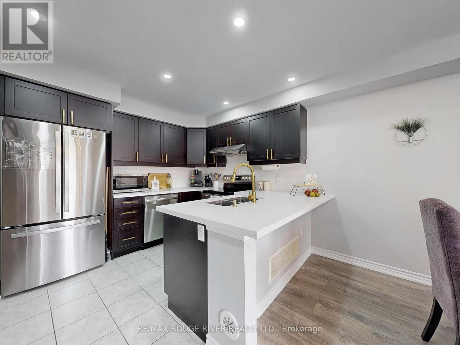 171 Lemieux Court, Milton, Ontario  L9E 1E9 - Photo 18 - W12413516