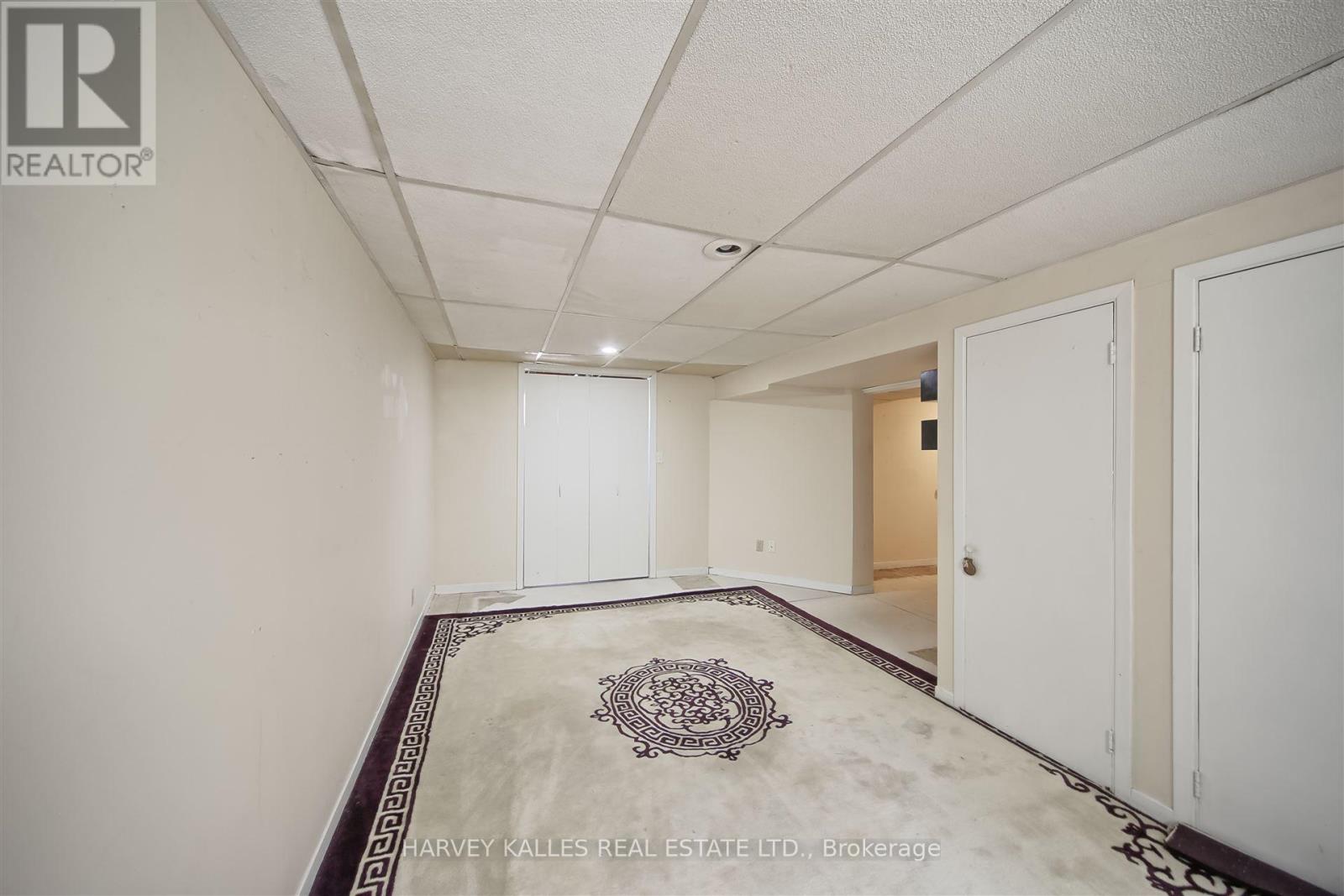 247 Jennings Crescent, Oakville, Ontario  L6L 1W2 - Photo 32 - W12413521