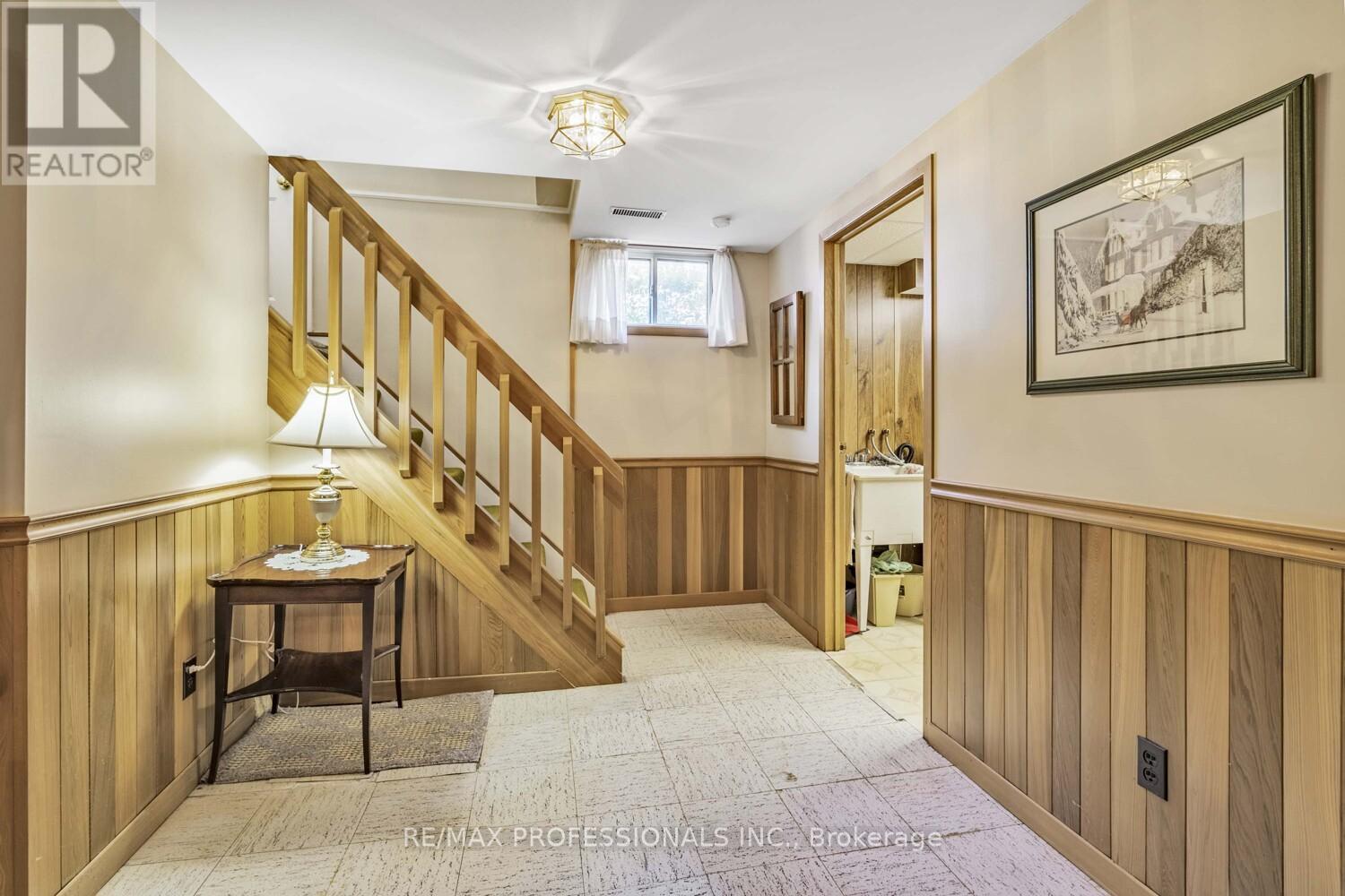 6 Joshua Avenue, Toronto, Ontario  M9W 4T6 - Photo 23 - W12413561
