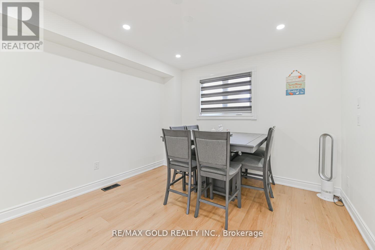 81 Drake Boulevard, Brampton, Ontario  L6T 3L2 - Photo 10 - W12413594