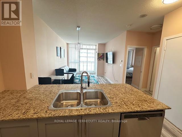 3301 - 4070 Confederation Parkway, Mississauga, Ontario  L5B 0E9 - Photo 6 - W12413599