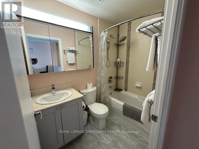 3301 - 4070 Confederation Parkway, Mississauga, Ontario  L5B 0E9 - Photo 9 - W12413599
