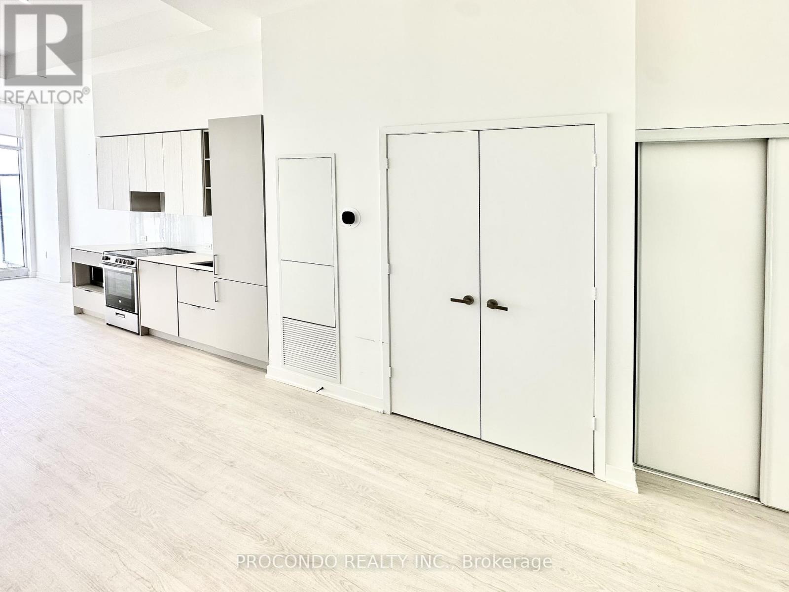 619 - 3883 Quartz Road, Mississauga (City Centre), Ontario  L5B 0M4 - Photo 8 - W12413611