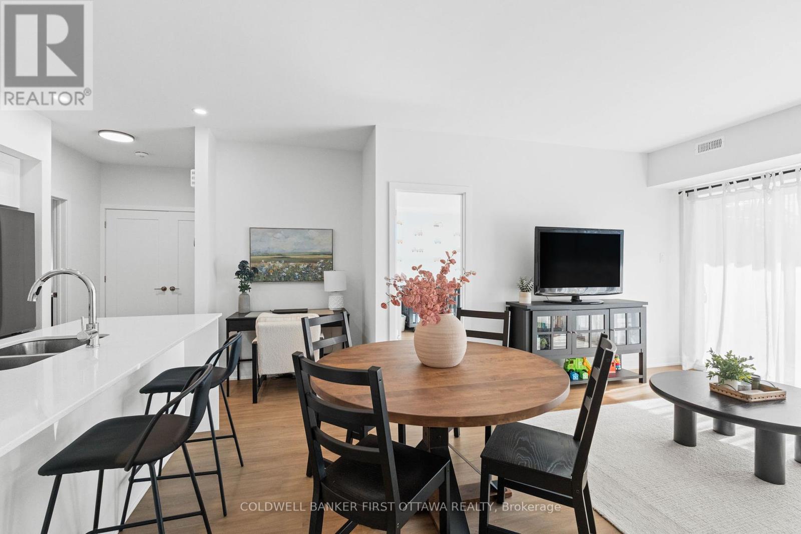 D - 810 Roger Griffiths Avenue, Ottawa, Ontario  K2S 3A9 - Photo 18 - X12413659
