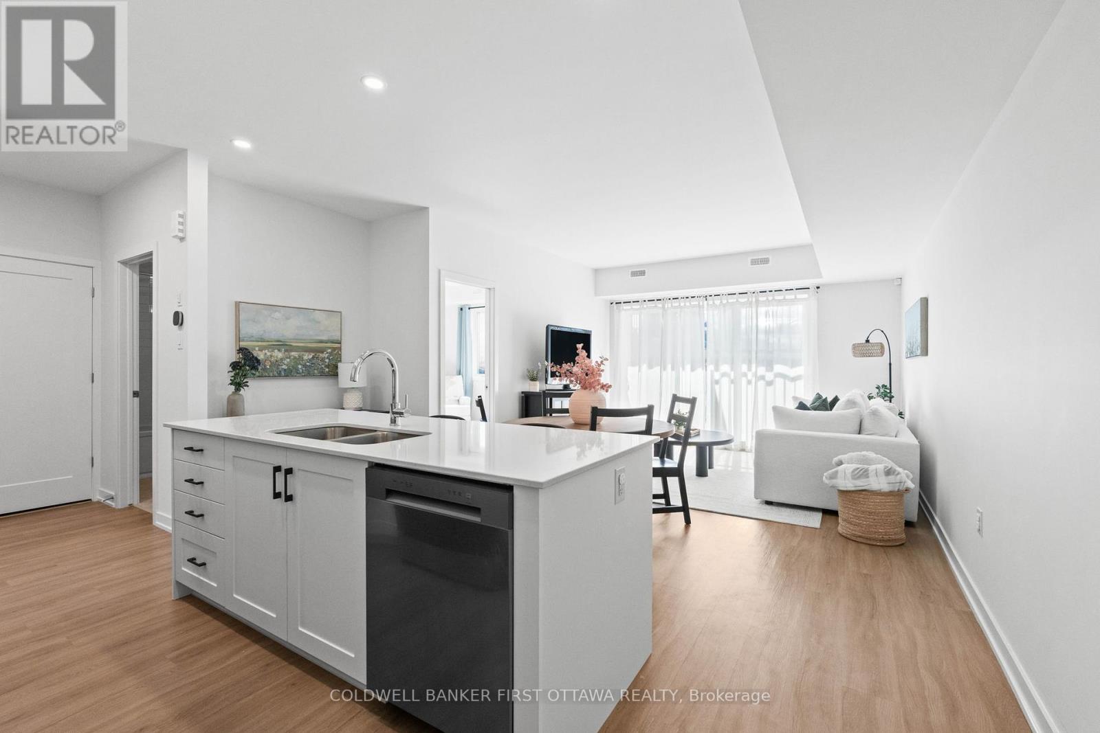 D - 810 Roger Griffiths Avenue, Ottawa, Ontario  K2S 3A9 - Photo 9 - X12413659
