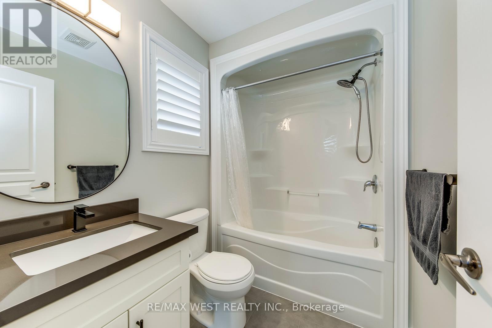 55 Kaufman Drive, Hamilton, Ontario  L0R 1C0 - Photo 28 - X12413529