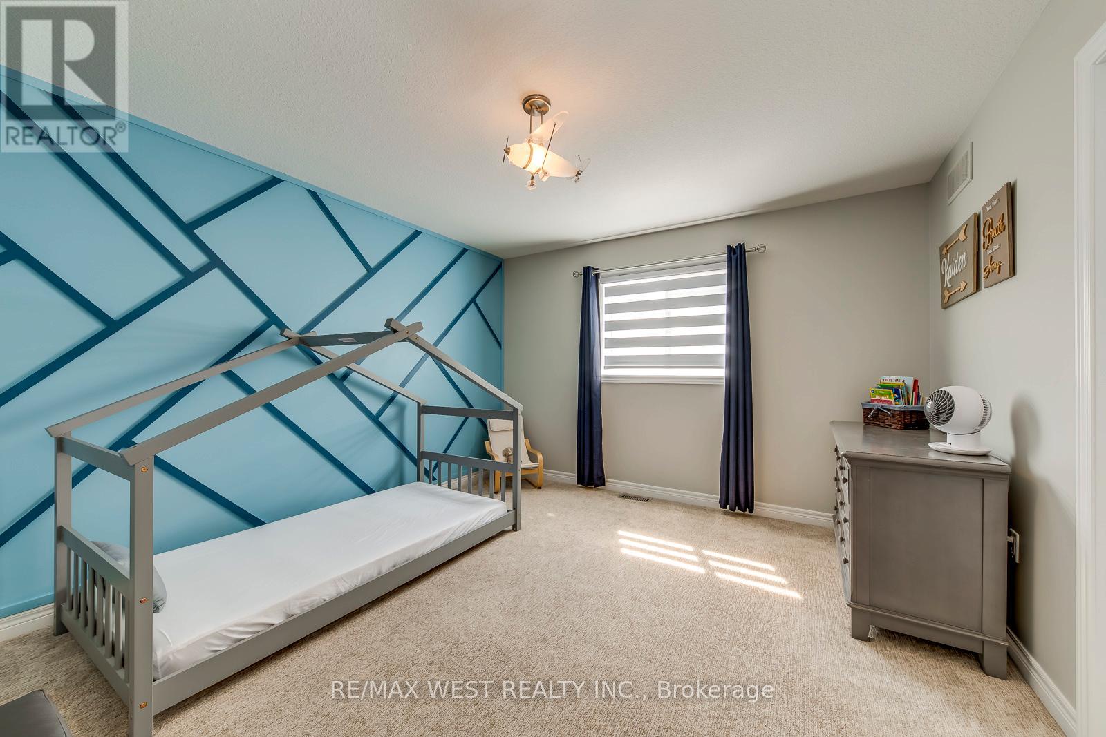 55 Kaufman Drive, Hamilton, Ontario  L0R 1C0 - Photo 29 - X12413529